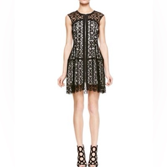 SOLD Nanette Lepore Drive me crazy dress sz.6 - Picture 2 of 5